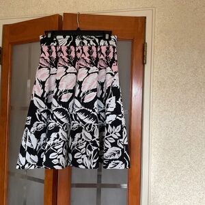 Amanda + Chelsea women’s skirt